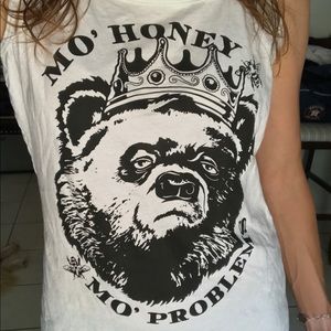 Meet your Posher, Adrienne